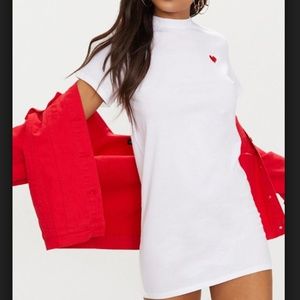 WHITE HEART EMBROIDERED T SHIRT DRESS